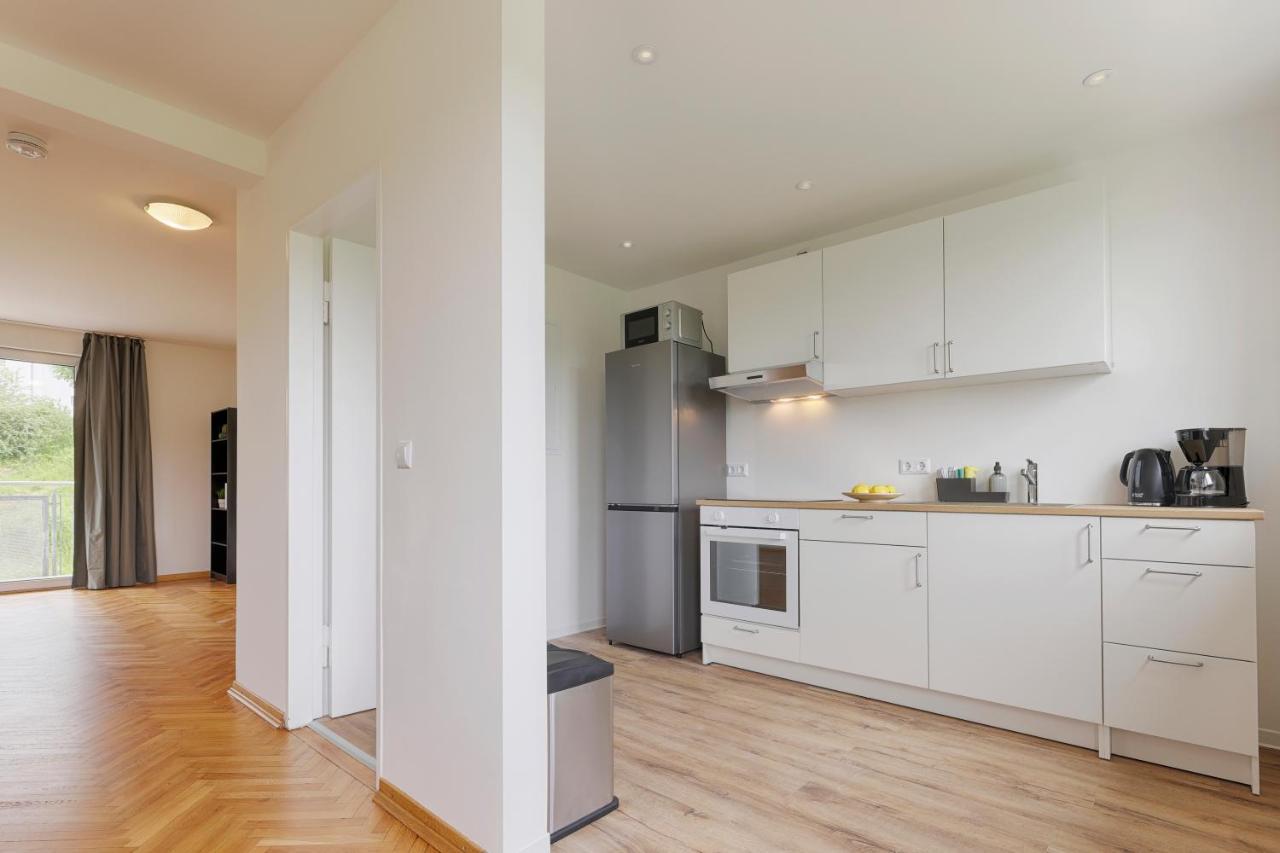 Apartmenthaus - Grosszuegige Fuer Je 4-8 Personen Mit Balkon Apartment Kitzingen