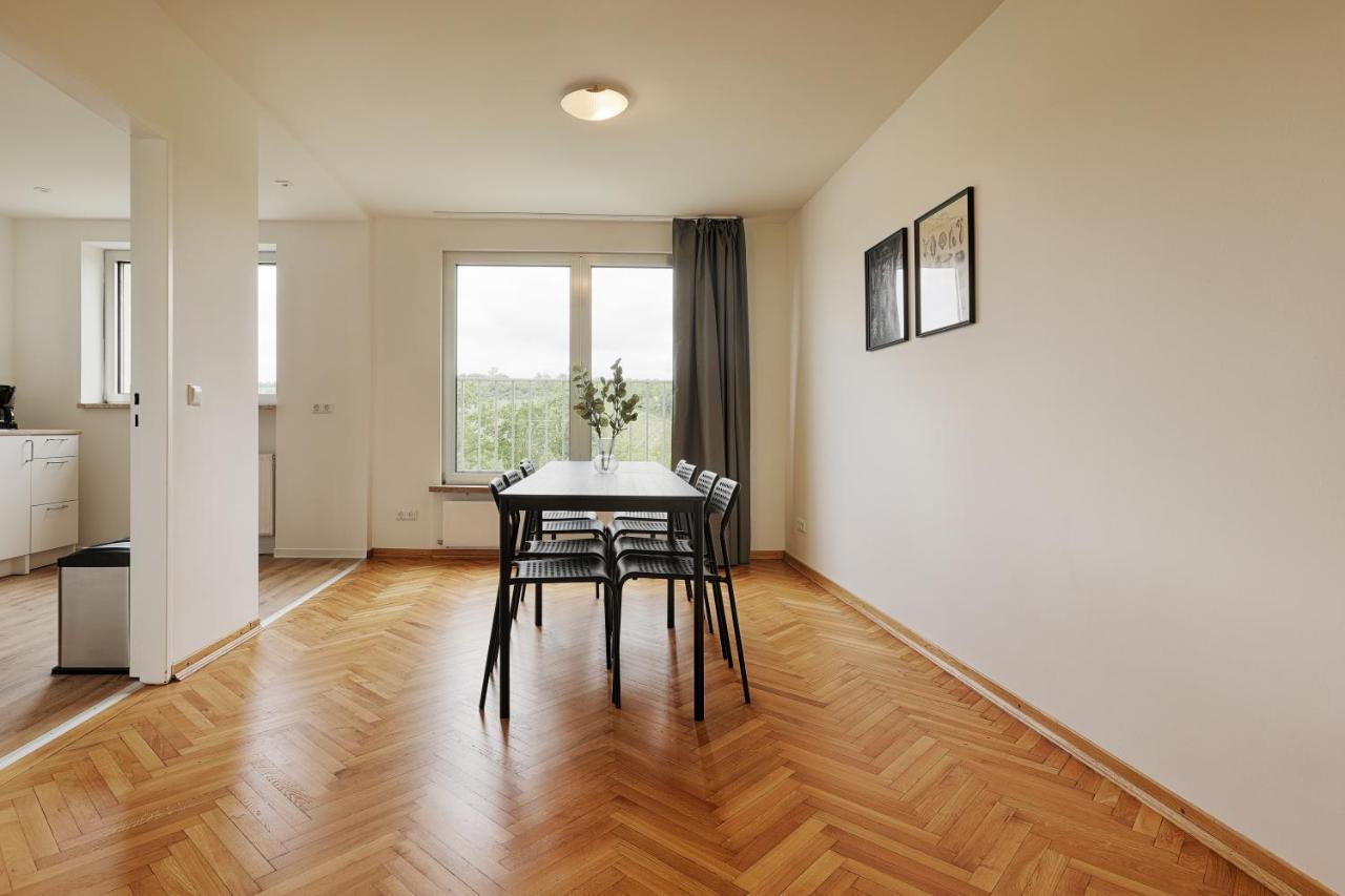 Apartmenthaus - Grosszuegige Fuer Je 4-8 Personen Mit Balkon Kitzingen