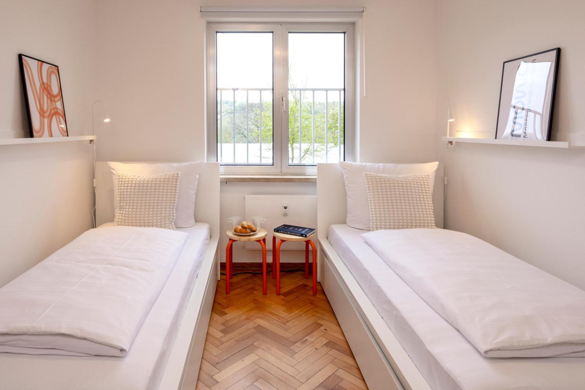 Apartmenthaus - Grosszuegige Fuer Je 4-8 Personen Mit Balkon Apartment *